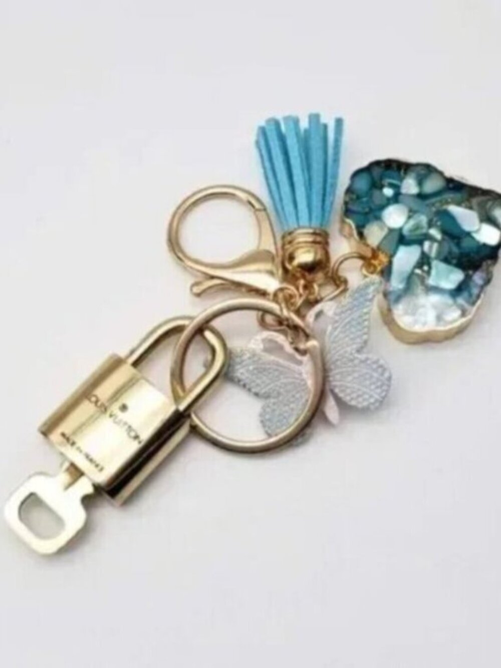 Authentic Louis Vuitton Padlock & Key Gold ✨Unbranded Heart Bag Charm Keychain - Picture 3 of 6